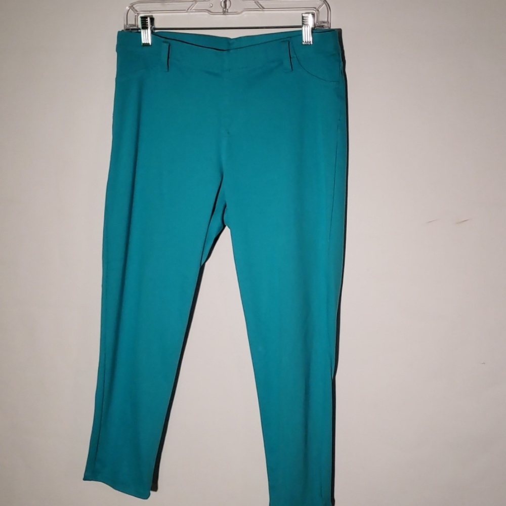 Faded Glory Stretch Capri